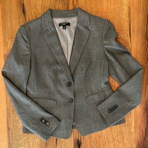 Ann Taylor Grey Classic Tailored Lined Stretch Blazer, Size 2P
